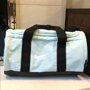 nike new duffel